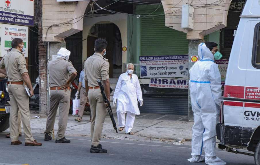 Uttar Pradesh records 62 more COVID-19 deaths, 5,684 new cases Uttar Pradesh records 62 more COVID-19 deaths, 5,684 new cases- India TV Hindi