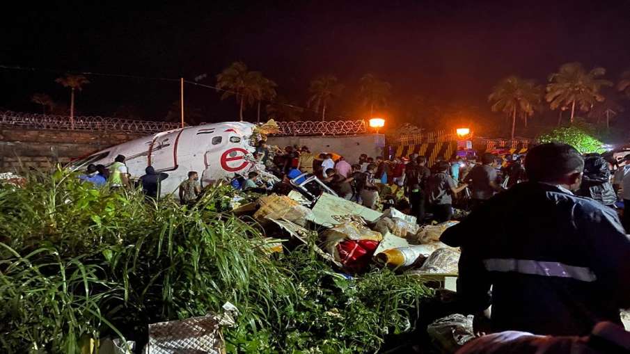 Kozhikode plane crash photo Kozhikode plane crash photo- India TV Hindi