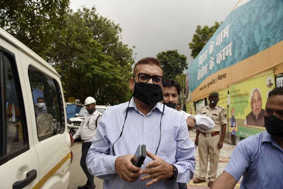 बिहार के पूर्व DGP गुप्तेश्वर पांडेय आज JDU में होंगे शामिल, 5 बजे तय है कार्यक्रम बिहार के पूर्व DGP गुप्तेश्वर पांडेय आज JDU में होंगे शामिल, 5 बजे तय है कार्यक्रम- India TV Hindi
