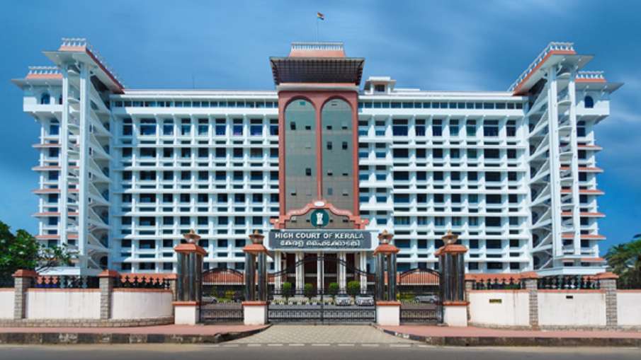 केरल HC पहुंचा जंगली जानवरों पर हमलों का मामला, सरकार को जारी किया नोटिस केरल HC पहुंचा जंगली जानवरों पर हमलों का मामला, सरकार को जारी किया नोटिस- India TV Hindi