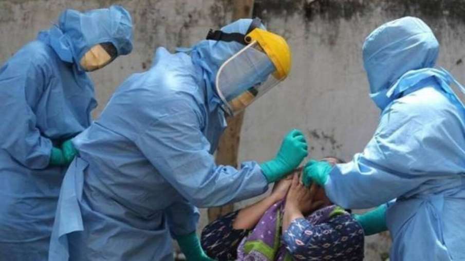 coronavirus cases in delhi highest spike in a single day । Coronavirus in Delhi: टूटे पिछले सभी रिकॉ coronavirus cases in delhi highest spike in a single day । Coronavirus in Delhi: टूटे पिछले सभी रिकॉ- India TV Hindi