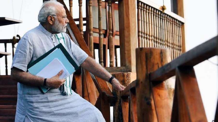 कैसे अस्तित्व में आया 'मोदी कुर्ता'? सादगी ही बन गई प्रधानमंत्री का स्टाइल, पढ़िए पीछे की कहानी कैसे अस्तित्व में आया 'मोदी कुर्ता'? सादगी ही बन गई प्रधानमंत्री का स्टाइल, पढ़िए पीछे की कहानी- India TV Hindi