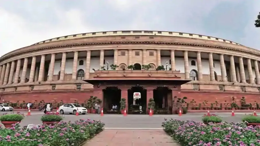 New Parliament building to be built with in 21 months New Parliament building to be built with in 21 months- India TV Hindi