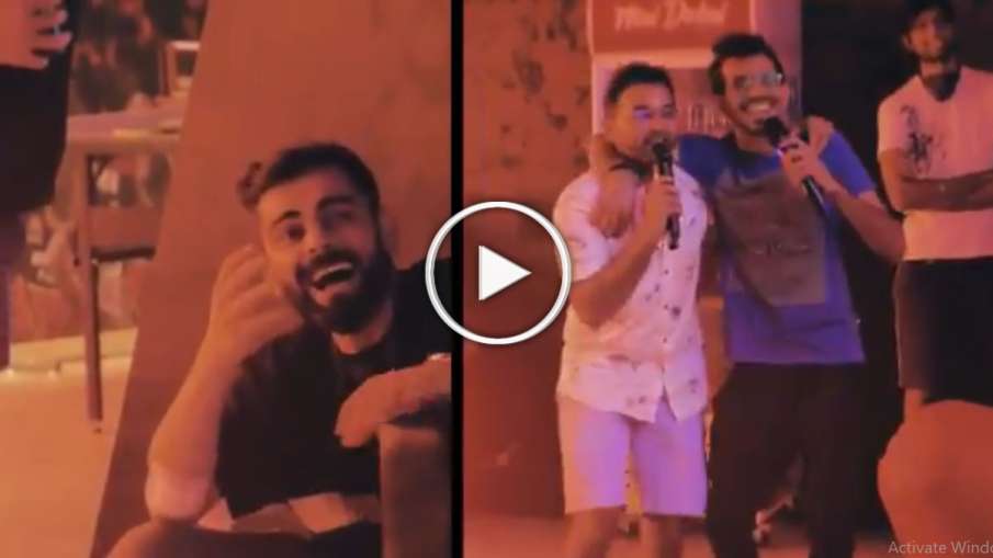 Virat Kohli Laughed When Yuzvendra Chahal and Parthiv Patel Sing Mere Sapno Ki raani kb aaegi tu Virat Kohli Laughed When Yuzvendra Chahal and Parthiv Patel Sing Mere Sapno Ki raani kb aaegi tu- India TV Hindi