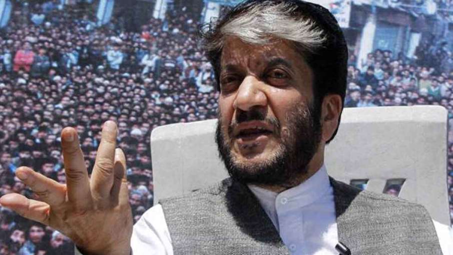 ED files chargesheet against wife of Kashmiri separatist... ED files chargesheet against wife of Kashmiri separatist...- India TV Hindi