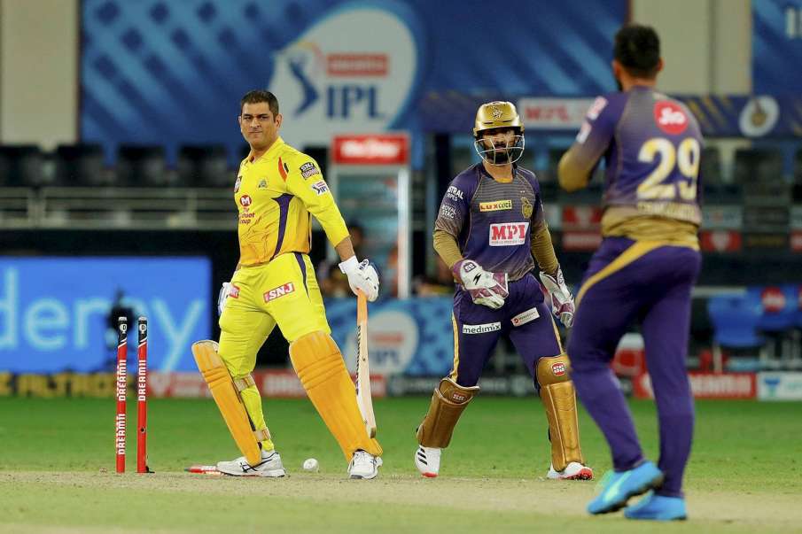 Sunil Gavaskar said 'Dhoni can score 400 runs in IPL next year', just have to do it Sunil Gavaskar said 'Dhoni can score 400 runs in IPL next year', just have to do it- India TV Hindi