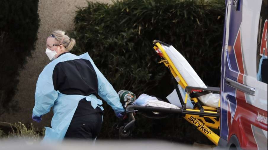 With the US making no progress on average daily Covid-19 cases, experts fear a coming crisis With the US making no progress on average daily Covid-19 cases, experts fear a coming crisis- India TV Hindi