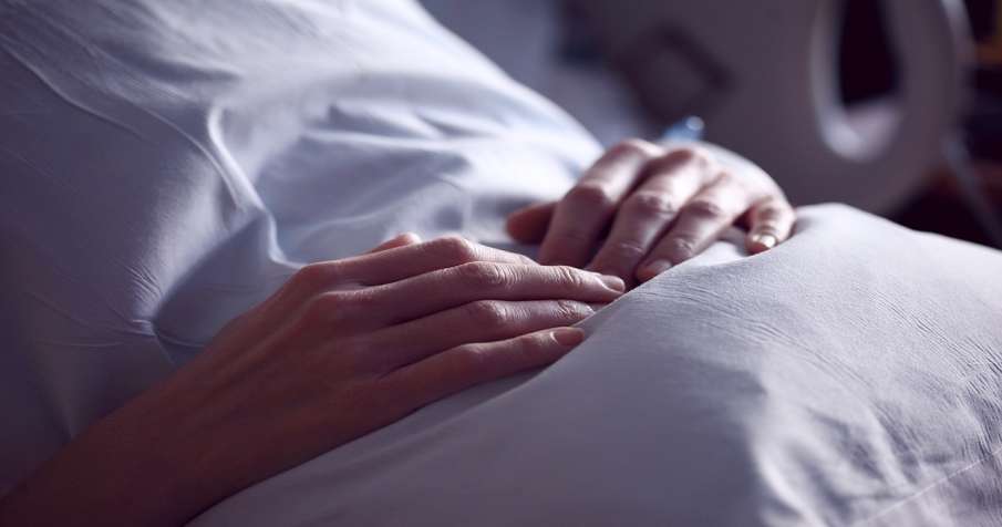 मध्य प्रदेश के देवास आश्रम में मूक-बधिर महिलाओं से दुष्कर्म, एक ने बच्चे को दिया जन्म मध्य प्रदेश के देवास आश्रम में मूक-बधिर महिलाओं से दुष्कर्म, एक ने बच्चे को दिया जन्म- India TV Hindi