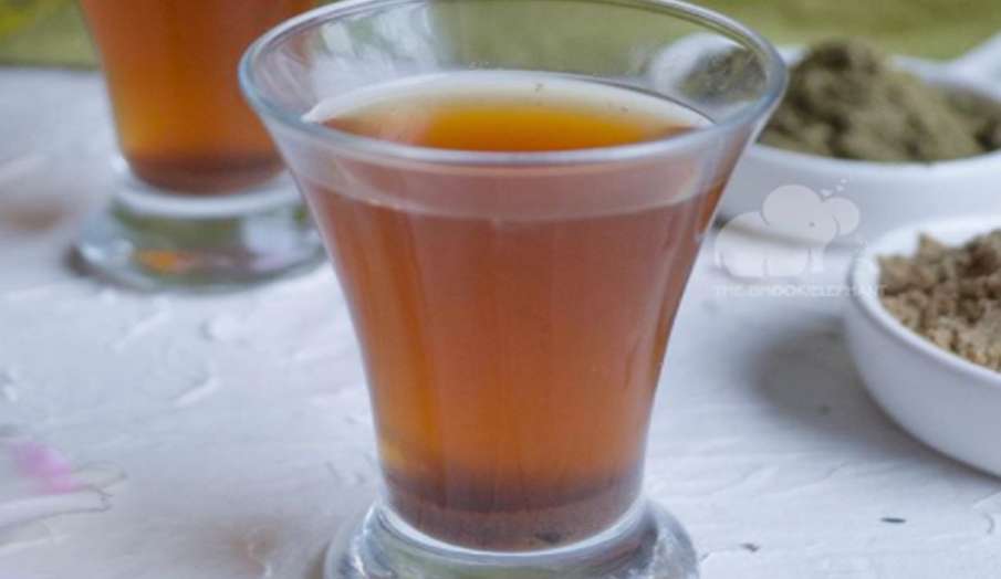 कोरोना, डेंगू सहित हर बीमारी से कोसों दूर रखेगा ये आयुर्वेदिक काढ़ा, ऐसे 10 मिनट में करें तैयार कोरोना, डेंगू सहित हर बीमारी से कोसों दूर रखेगा ये आयुर्वेदिक काढ़ा, ऐसे 10 मिनट में करें तैयार- India TV Hindi