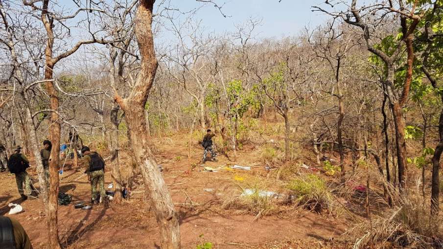five naxal killed by security forces । महाराष्ट्र में सुरक्षाबलों को बड़ी सफलता, 5 नक्सली ढेर five naxal killed by security forces । महाराष्ट्र में सुरक्षाबलों को बड़ी सफलता, 5 नक्सली ढेर- India TV Hindi