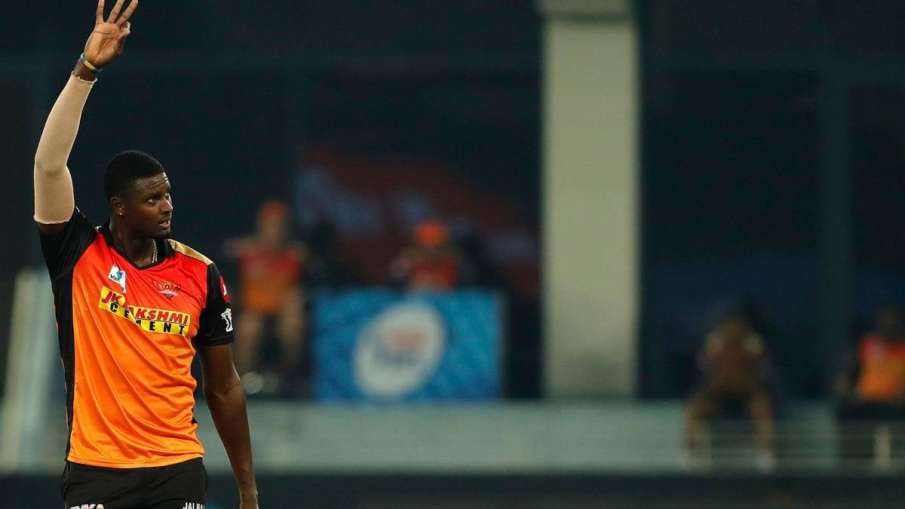 Gautam Gambhir surprised at Jason Holder auction not bidding; gave this big statement Gautam Gambhir surprised at Jason Holder auction not bidding; gave this big statement- India TV Hindi