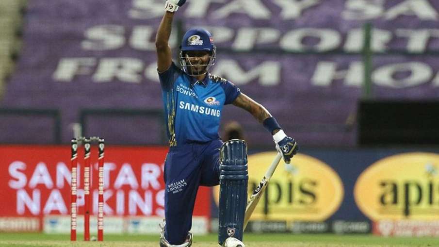 For the first time in IPL 2020, Hardik Pandya supported 'BlackLivesMatter' sitting on his knees For the first time in IPL 2020, Hardik Pandya supported 'BlackLivesMatter' sitting on his knees- India TV Hindi