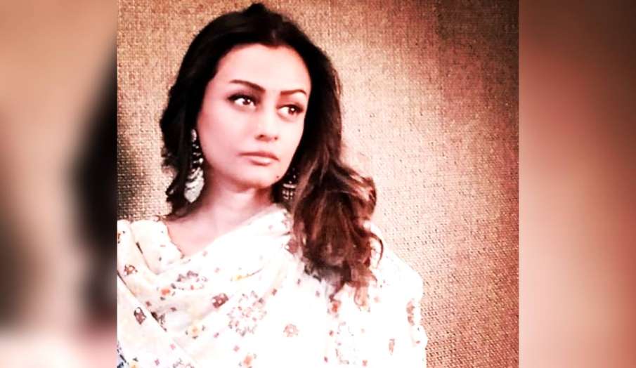 Hyderabad rains namrata shirodkar watch video Hyderabad rains namrata shirodkar watch video - India TV Hindi