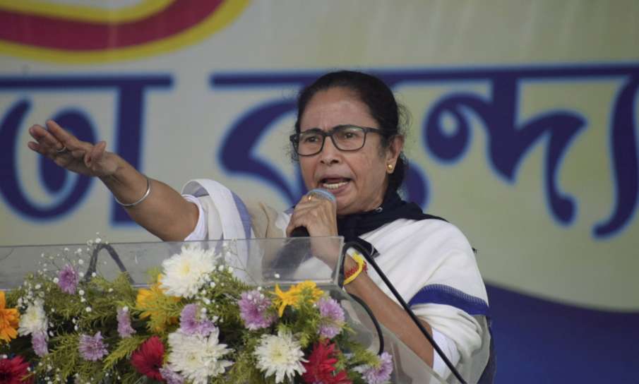 ममता बनर्जी ने BJP को बताया बाहरी पार्टी, कहा- 'बंगाल में उनकी कोई जगह नहीं' ममता बनर्जी ने BJP को बताया बाहरी पार्टी, कहा- 'बंगाल में उनकी कोई जगह नहीं'- India TV Hindi
