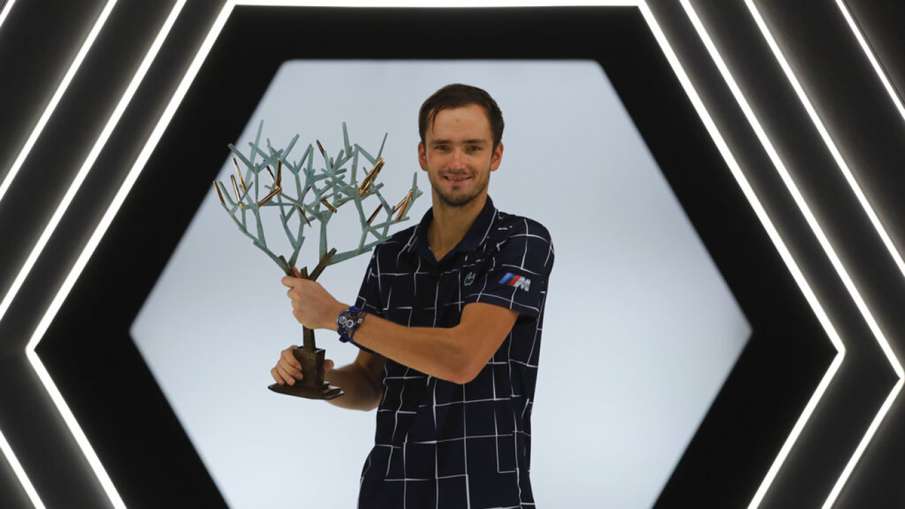Paris Masters 2020: Daniil Medvedev defeats Alexander Zverev to win his maiden title Paris Masters 2020: Daniil Medvedev defeats Alexander Zverev to win his maiden title- India TV Hindi