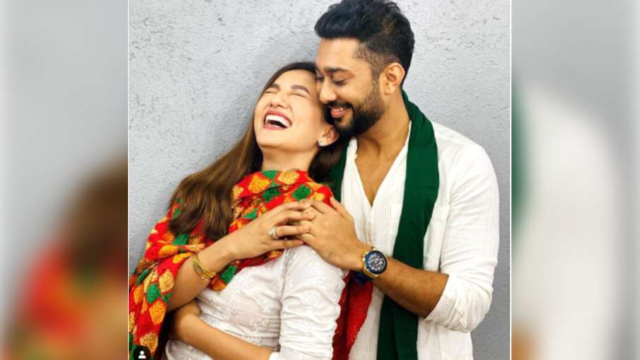 gauahar khan shares selfie with zaid darbar gauahar khan shares selfie with zaid darbar- India TV Hindi