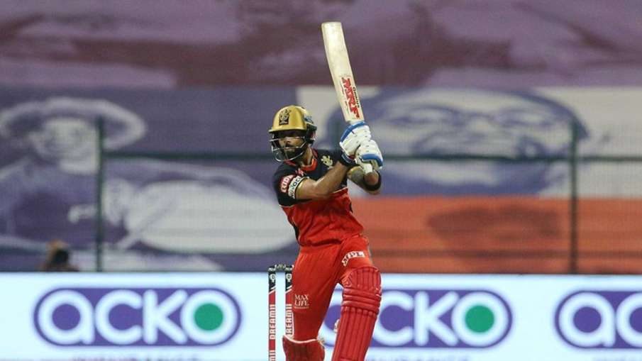 Virender Sehwag did not agree with Gautam Gambhir statement to be removed Virat Kohli from RCB capta Virender Sehwag did not agree with Gautam Gambhir statement to be removed Virat Kohli from RCB capta- India TV Hindi