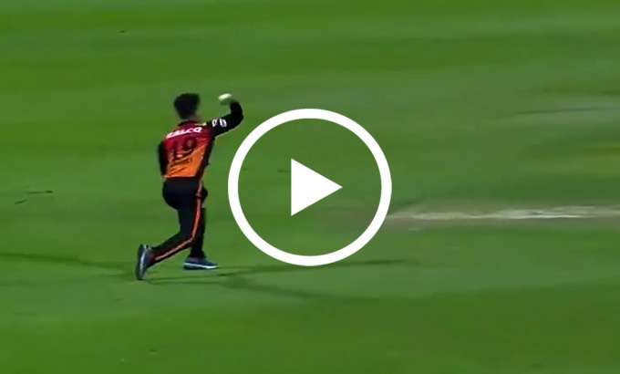 Rashid Khan throw on Free Hit Ball Rashid Khan throw on Free Hit Ball- India TV Hindi