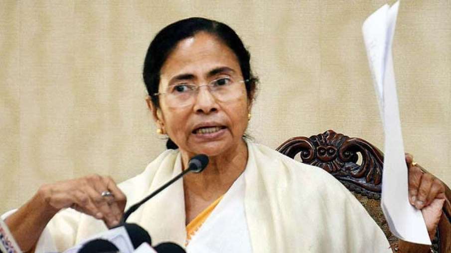 Mamta Banerjee retaliated on Amit Shah's allegations, said - trying to discredit Bengal Mamta Banerjee retaliated on Amit Shah's allegations, said - is trying to discredit Bengal - India TV Hindi