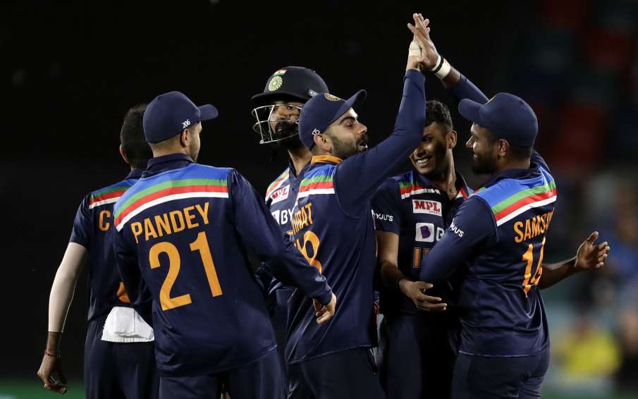 AUS vs IND 1st T20I: India beat Australia by 11 runs, made 1-0 lead in series AUS vs IND 1st T20I: India beat Australia by 11 runs, made 1-0 lead in series - India TV Hindi