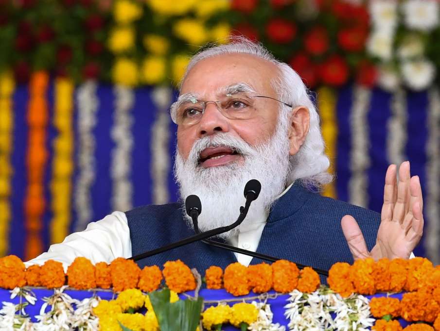 मोदी ने कच्छ के रण में की चहल कदमी, सांस्कृतिक कार्यक्रम में लिया हिस्सा मोदी ने कच्छ के रण में की चहल कदमी, सांस्कृतिक कार्यक्रम में लिया हिस्सा- India TV Hindi