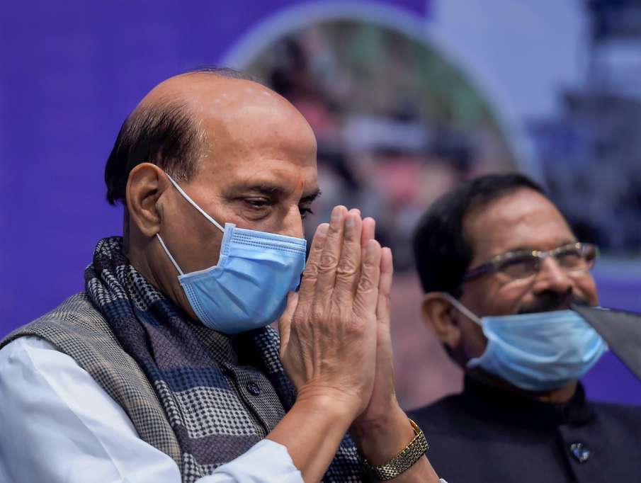रक्षा मंत्री राजनाथ... रक्षा मंत्री राजनाथ...- India TV Hindi