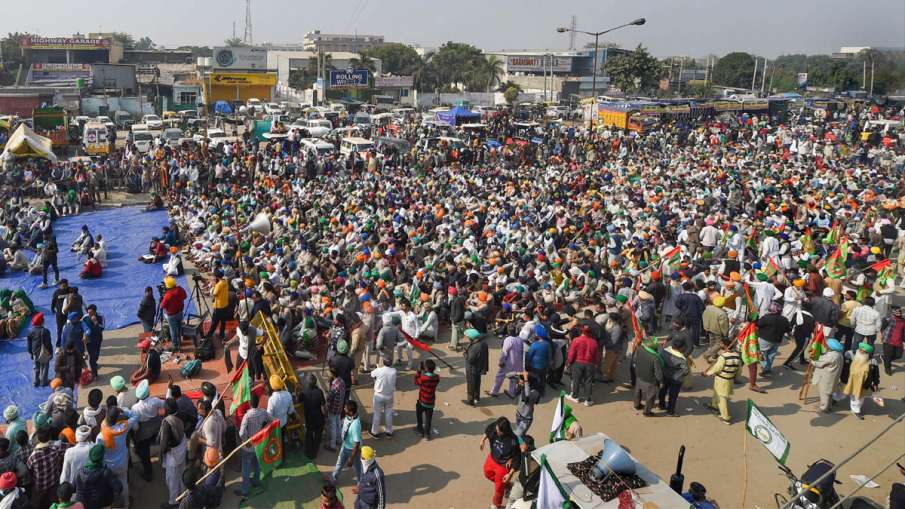 Preparing to find a middle ground on peasant movement, government's stance on many demands softened Preparing to find a middle ground on farmer movement, government's stand on many demands softens - India TV english