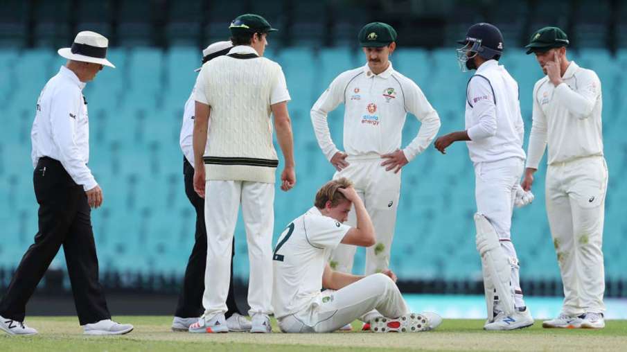Australian player injured by Jasprit Bumrah shot, gone out of the ground after being hit on the head Australian player injured by Jasprit Bumrah shot, gone out of the ground after being hit on the head- India TV Hindi
