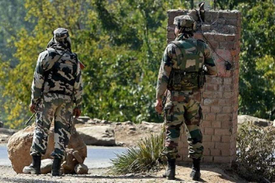 JeM module busted in J&K's Pulwama; 6 militant associates held JeM module busted in J&K's Pulwama; 6 militant associates held- India TV Hindi