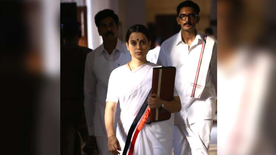 Kangana Ranaut tribute J Jayalalithaa on death anniversary shares pics from Thalaivi film Kangana Ranaut tribute J Jayalalithaa on death anniversary shares pics from Thalaivi film- India TV Hindi