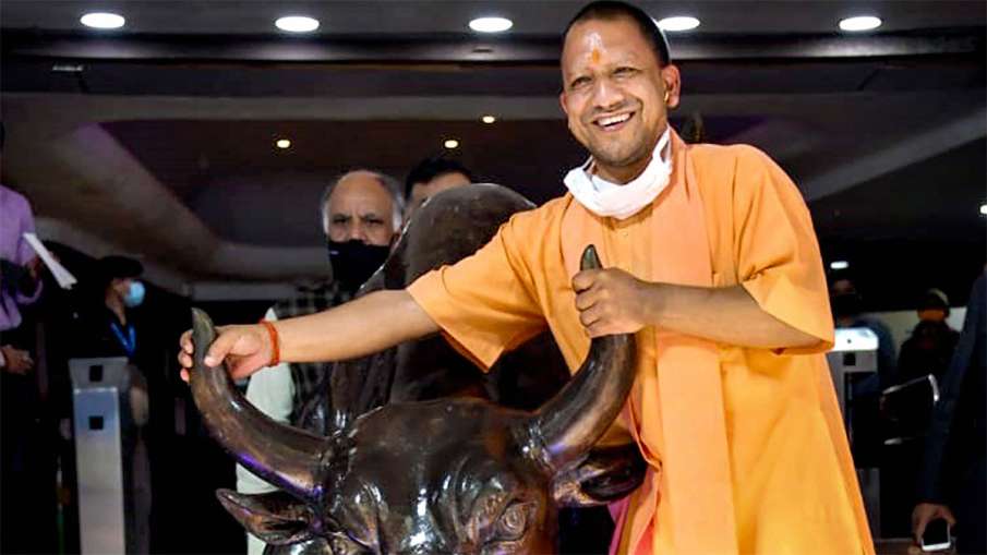 Yogi Adityanath, Yogi Adityanath Tata, Yogi Adityanath KKR, Yogi Adityanath Siemens Yogi Adityanath, Yogi Adityanath Tata, Yogi Adityanath KKR, Yogi Adityanath Siemens- India TV Hindi