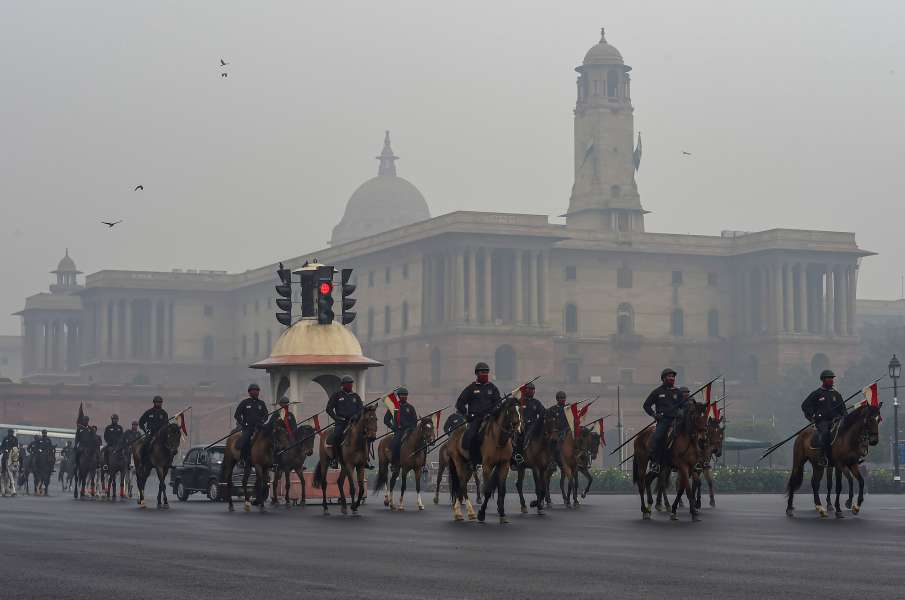 गणतंत्र दिवस परेड में 'जलवा' दिखाएंगे NSG कमांडो, CRPF की झांकी भी होगी शामिल गणतंत्र दिवस परेड में 'जलवा' दिखाएंगे NSG कमांडो, CRPF की झांकी भी होगी शामिल- India TV Hindi