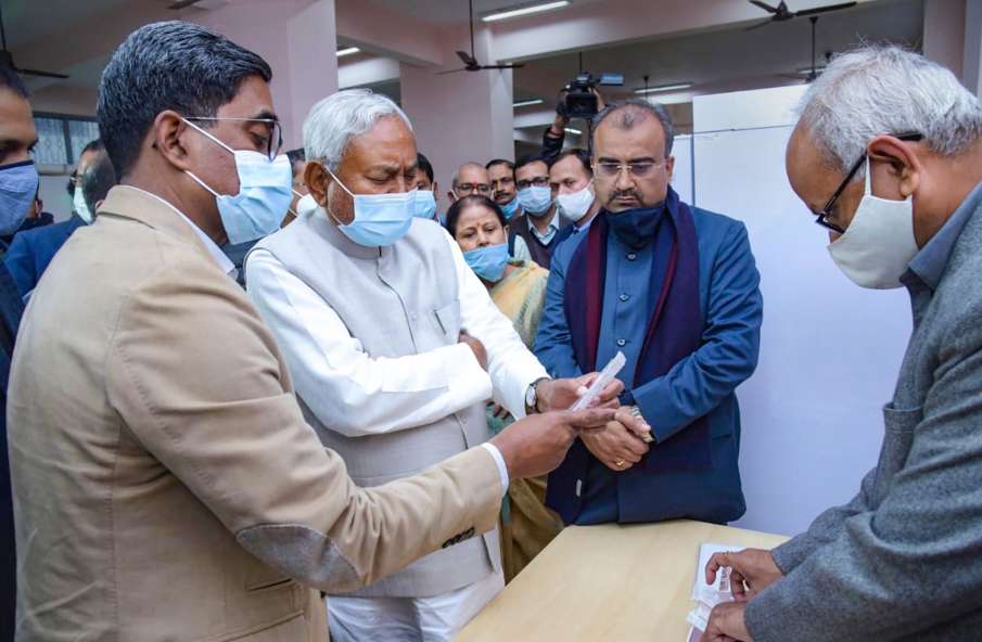 यूपी विधानसभा चुनाव में ताल ठोकने की तैयारी में नीतीश की जेडीयू, कर्पूरी ठाकुर की जयंती पर होगा ऐलान यूपी विधानसभा चुनाव में ताल ठोकने की तैयारी में नीतीश की जेडीयू, कर्पूरी ठाकुर की जयंती पर होगा ऐलान- India TV Hindi