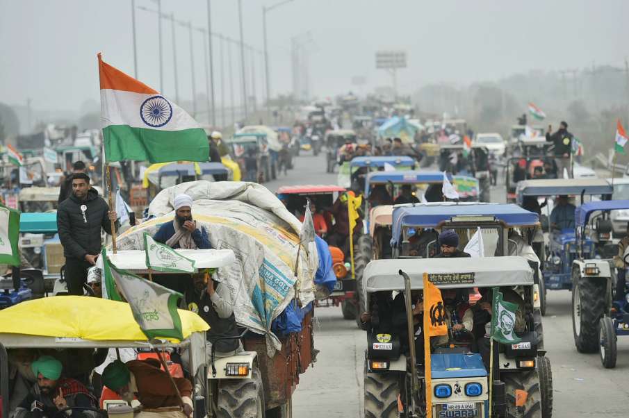 किसानों का साथ देने के लिए अमेरिका से लौट आया छात्र, कहा- "....नहीं जी पाऊंगा" किसानों का साथ देने के लिए अमेरिका से लौट आया छात्र, कहा- "....नहीं जी पाऊंगा"- India TV Hindi