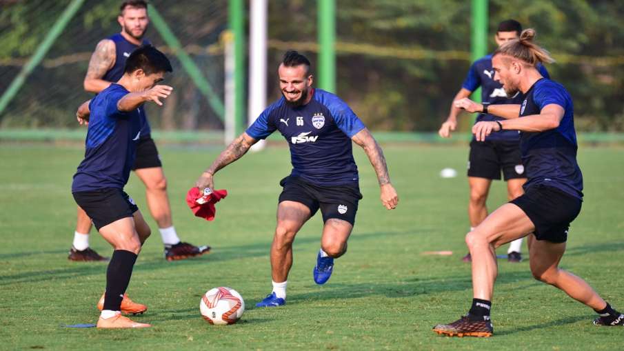 ISL-7 : बेंगलुरू एफसी के... ISL-7 : बेंगलुरू एफसी के...- India TV Hindi