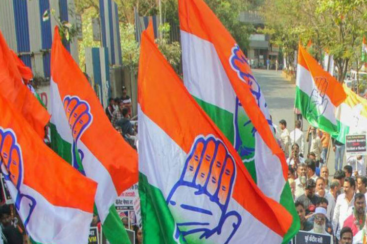 बिहार में टूट के कगार... बिहार में टूट के कगार...- India TV Hindi