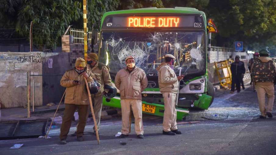 किसान संगठनों से होगी पूछ्ताछ, दोषी नेताओं को बक्शा नहीं जाएगा: दिल्ली पुलिस किसान संगठनों से होगी पूछ्ताछ, दोषी नेताओं को बक्शा नहीं जाएगा: दिल्ली पुलिस- India TV Hindi