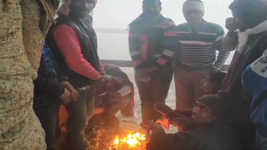 delhi minimum temperature 2 degree celsius imd alert delhi minimum temperature 2 degree celsius imd alert mercury rolled down to 2 degree Celsius in Delhi, poo- india tv english