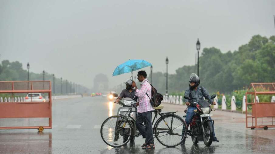 Rains drench Delhi for second consecutive day Rains drench Delhi for second consecutive day- India TV Hindi