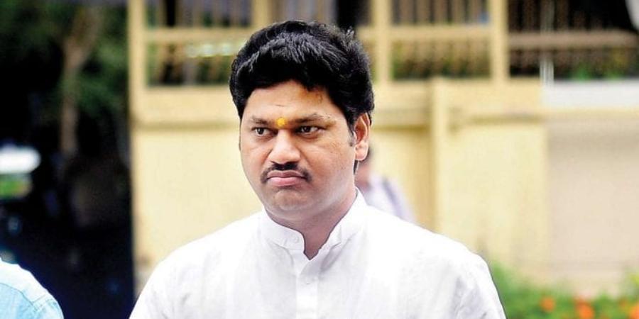 Pyaar kiya to darna kya: Minister on Munde's rape charge Pyaar kiya to darna kya: Minister on Munde's rape charge- India TV Hindi