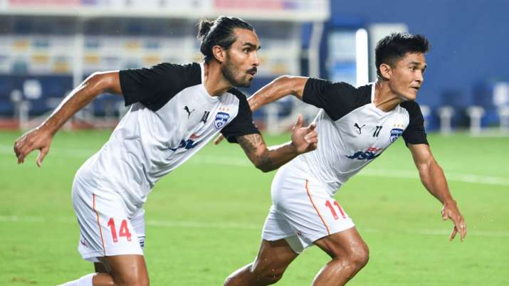 ISL-7: Bengaluru FC hold Northeast United FC on a draw ISL-7: Bengaluru FC hold Northeast United FC on a draw- India TV Hindi
