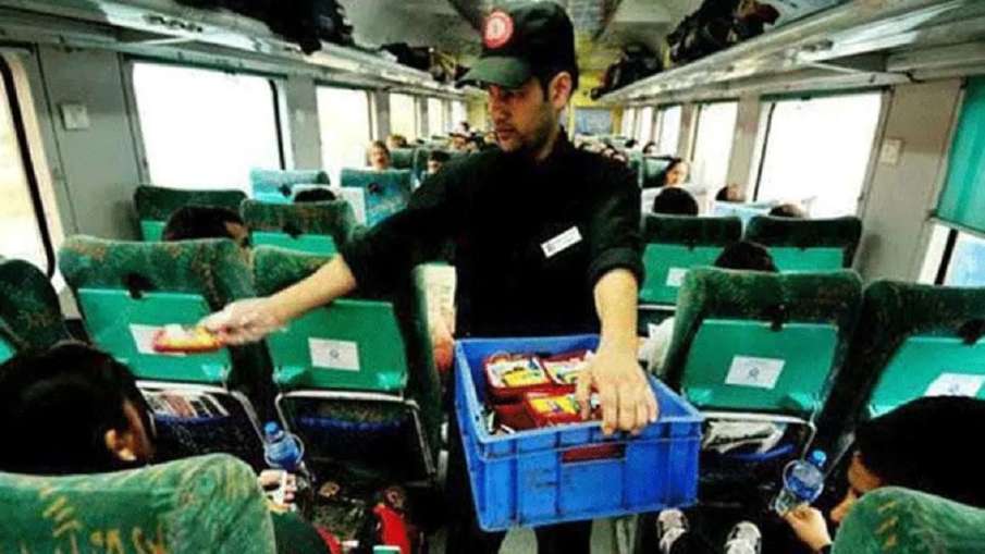 Indian Railways to restart e-catering services for passengers from the first week of February, 2021 Indian Railways to restart e-catering services for passengers from the first week of February, 2021- India TV Hindi