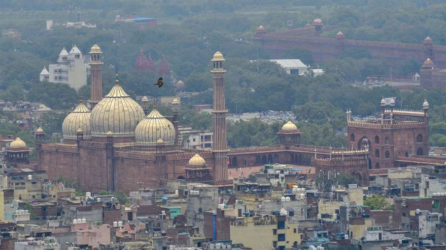 बारिश और तेज हवा ने दिल्ली वालों को एयर पॉल्यूशन से दी राहत, AQI में आया सुधार बारिश और तेज हवा ने दिल्ली वालों को एयर पॉल्यूशन से दी राहत, AQI में आया सुधार- India TV Hindi