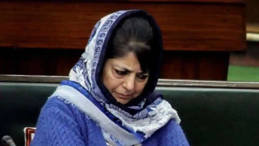 Mehbooba Mufti as CM spent Rs 82 lakh on furniture, TVs, bed sheets in 6 months: RTI- India TV Hindi