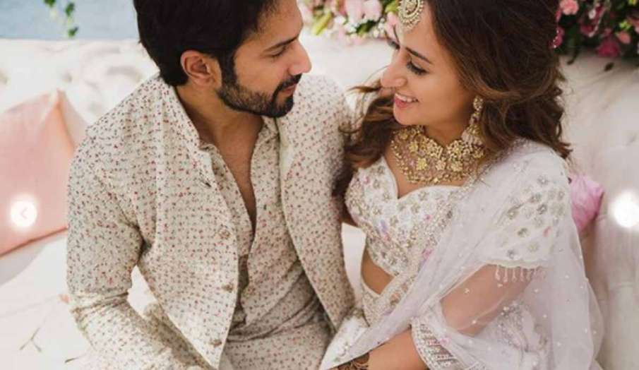 वरुण धवन शादी के बाद पत्नी नताशा के साथ नए घर में हुए शिफ्ट! देखें इनसाइड वीडियो वरुण धवन शादी के बाद पत्नी नताशा के साथ नए घर में हुए शिफ्ट! देखें इनसाइड वीडियो- India TV Hindi
