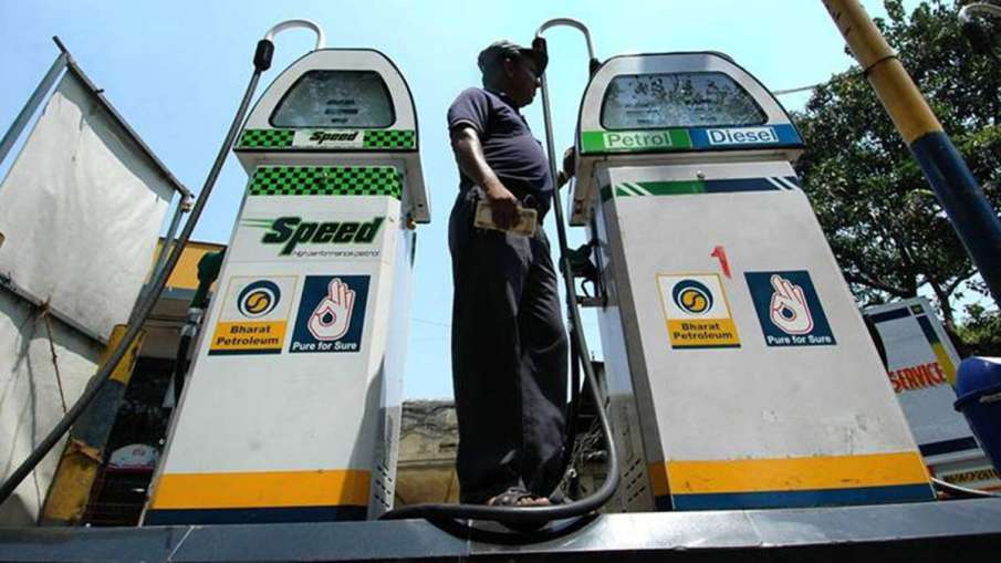 Hike in petrol, diesel rates after 5 days Hike in petrol, diesel rates after 5 days- India TV Paisa