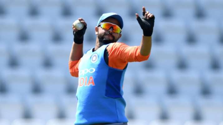 Suresh Raina once again showed off in the field, Dhoni did a great run out, watch the video Suresh Raina once again showed off in the field, Dhoni did a great run out, watch the video- India TV Hindi