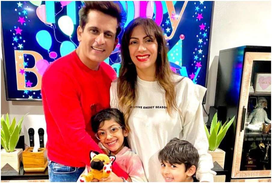 amit sarin with family amit sarin with family - India TV Hindi