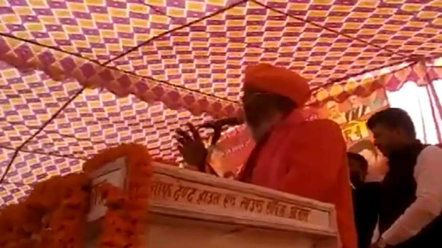 Subash Chandra Bose killed by congress alleges Sakshi maharaj कांग्रेस ने करवाई थी सुभाष चंद बोस की Subash Chandra Bose killed by congress alleges Sakshi maharaj कांग्रेस ने करवाई थी सुभाष चंद बोस की - India TV Hindi