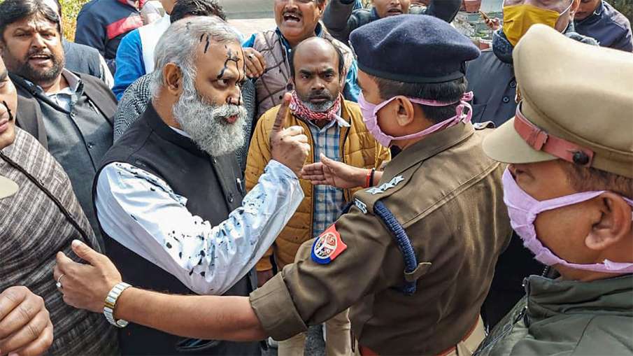 Somnath Bharti, Somnath Bharti AAP, Somnath Bharti Bail, Somnath Bharti Ink Somnath Bharti, Somnath Bharti AAP, Somnath Bharti Bail, Somnath Bharti Ink- India TV Hindi